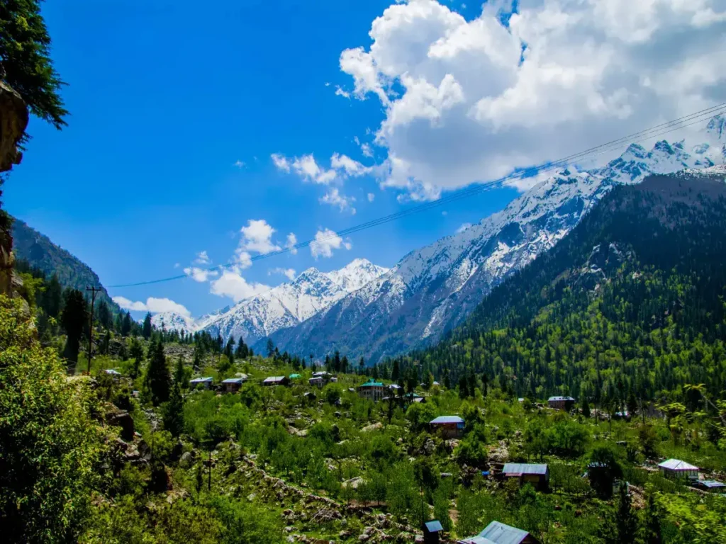 Sangla-Valley-in-Kinnaur-Himachal-Pradesh